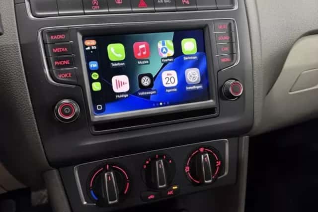Volkswagen Polo (2017) thumbnail 3