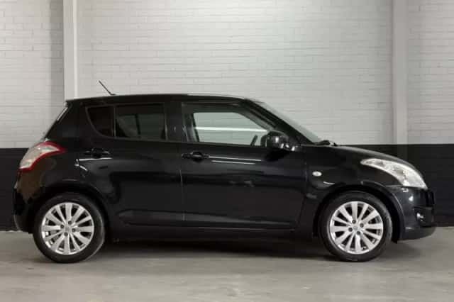 Suzuki Swift (2012) thumbnail 4