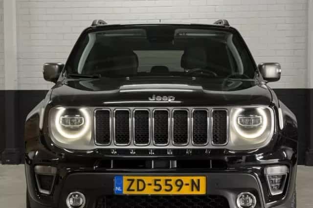 Jeep Renegade (2019) thumbnail 4