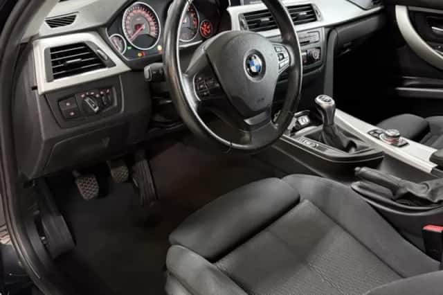 BMW 3-Serie (2013) thumbnail 2