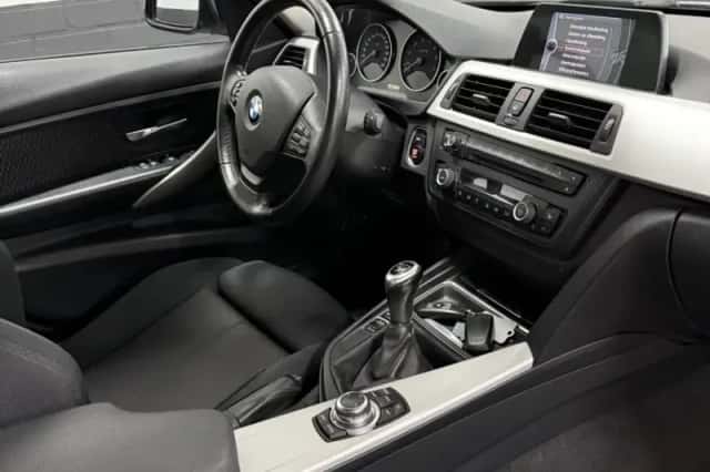 BMW 3-Serie (2013) thumbnail 3