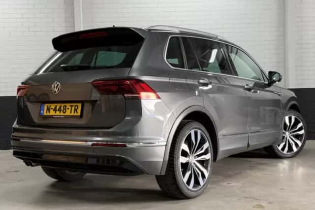 Volkswagen Tiguan (2017) thumbnail 5