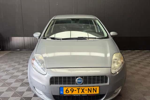 Fiat Grande Punto (2007) thumbnail 3