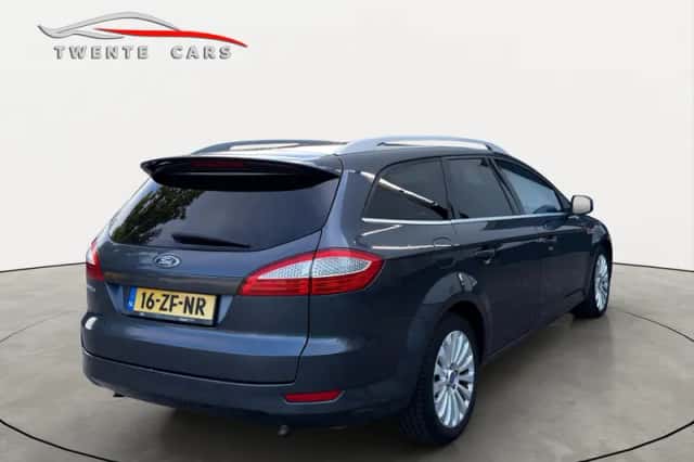 Ford Mondeo (2008) thumbnail 4