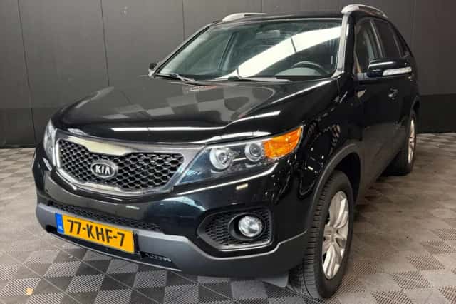 Kia Sorento (2009) thumbnail 4