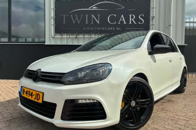 Volkswagen Golf (2012) thumbnail 3