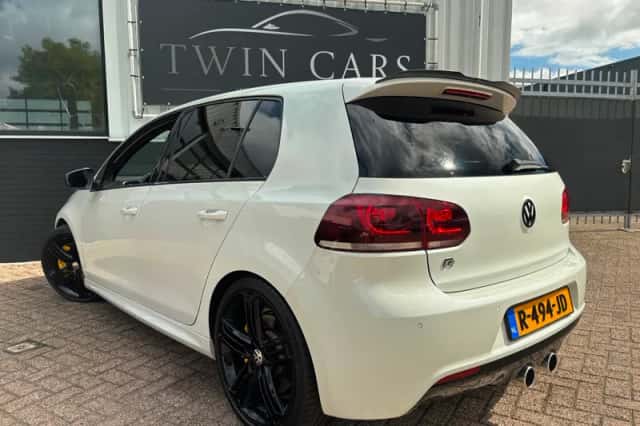 Volkswagen Golf (2012) thumbnail 4
