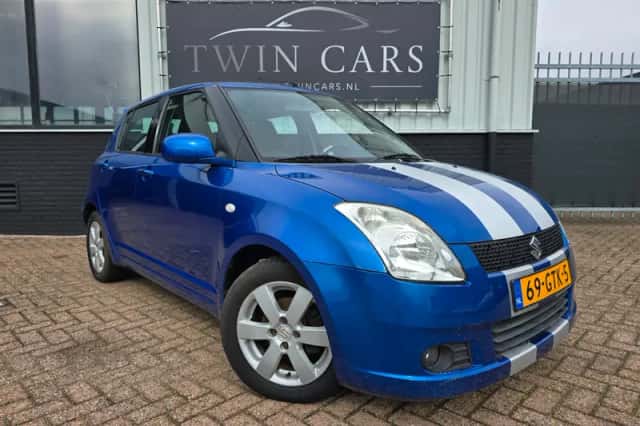 Suzuki Swift (2008) thumbnail 1