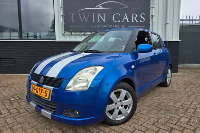 Suzuki Swift (2008) thumbnail 3