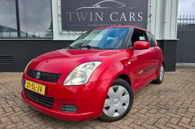 Suzuki Swift (2006) thumbnail 3