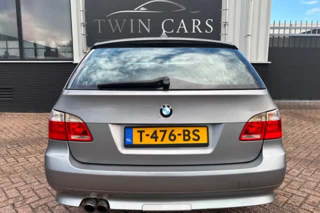BMW 5-Serie (2004) thumbnail 5