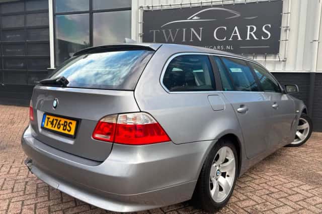 BMW 5-Serie (2004) thumbnail 6