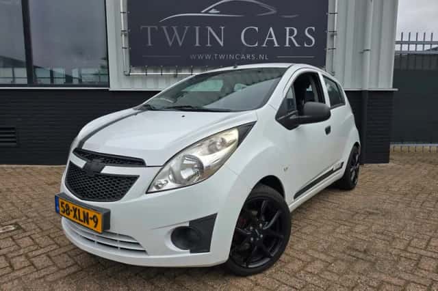 Chevrolet Spark (2012) thumbnail 3