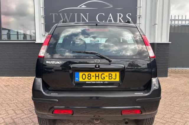 Suzuki Ignis (2001) thumbnail 5