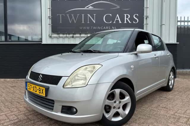 Suzuki Swift (2007) thumbnail 3