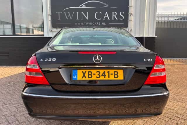 Mercedes-Benz E-Klasse (2006) thumbnail 5