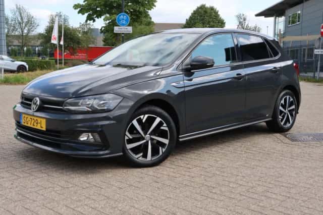 Volkswagen Polo (2018) thumbnail 1