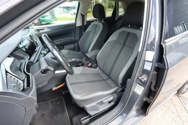 Volkswagen Polo (2018) thumbnail 5