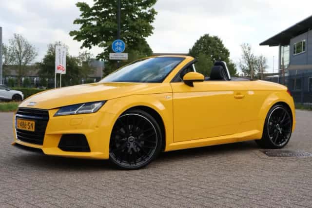 Audi TT (2016) thumbnail 1