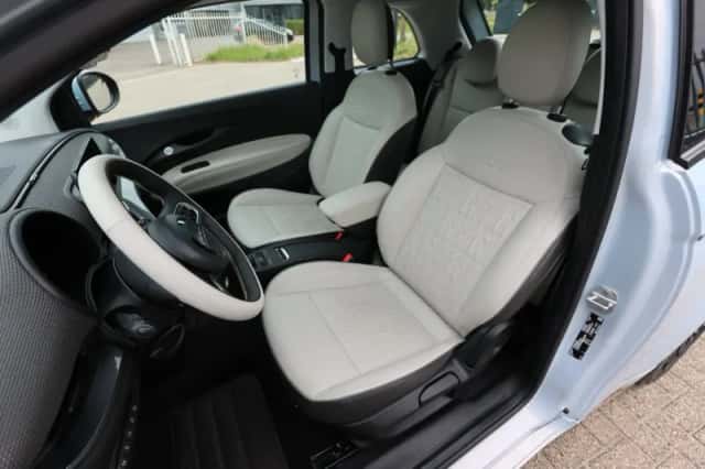 Fiat 500e (2020) thumbnail 4