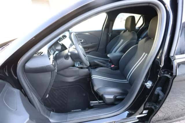 Opel Corsa (2024) thumbnail 5