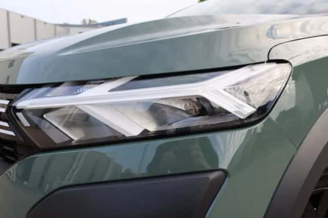 Dacia Sandero (2024) thumbnail 6