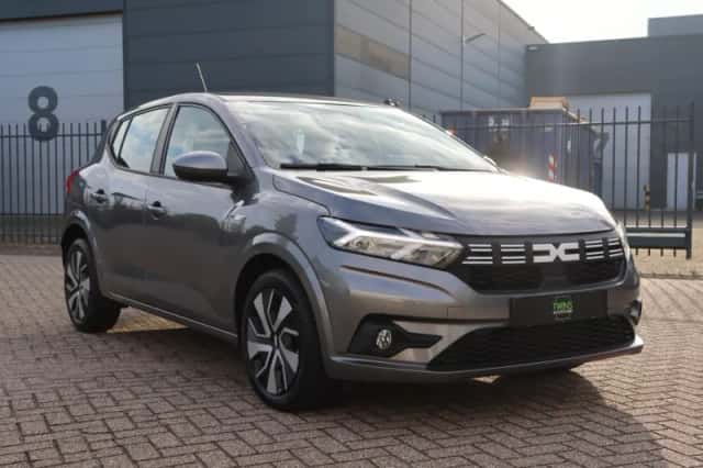 Dacia Sandero (2024) thumbnail 5