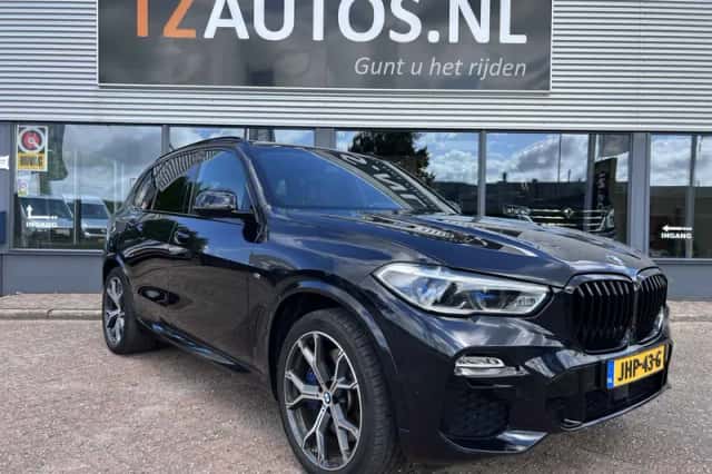BMW X5 (2020) thumbnail 1