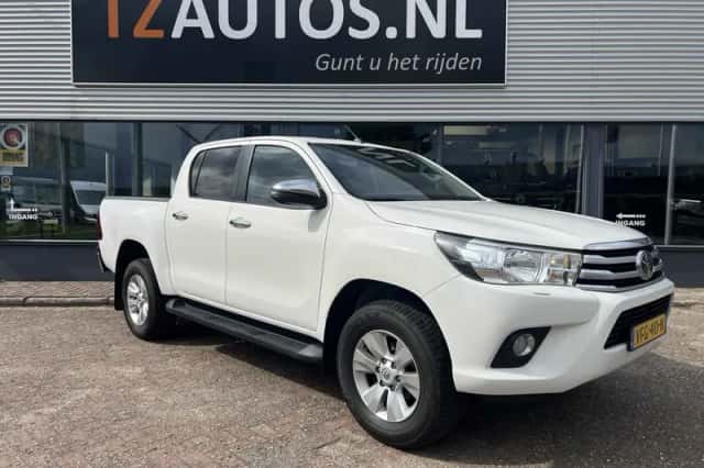 Toyota Hilux (2020) thumbnail 1