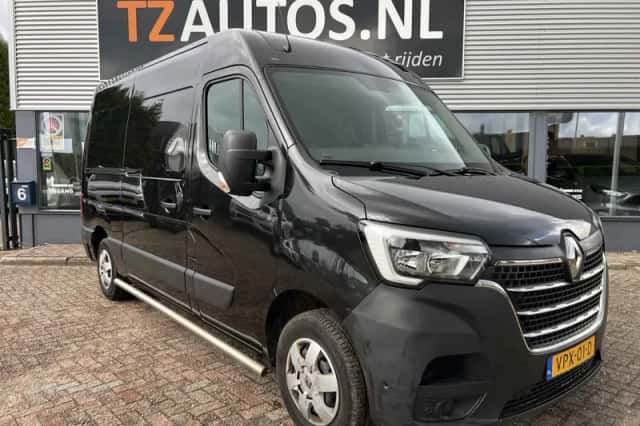 Renault Master (2022) thumbnail 1