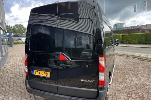 Renault Master (2022) thumbnail 3