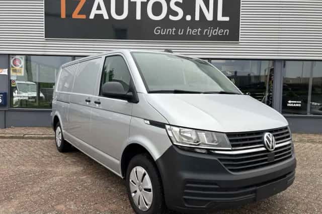 Volkswagen Transporter (2022) thumbnail 1