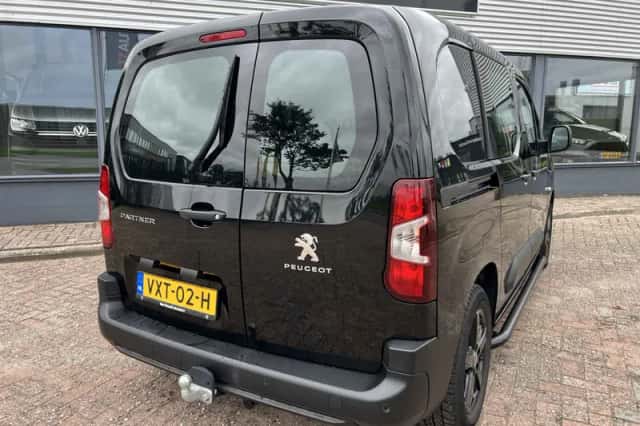 Peugeot Partner (2023) thumbnail 3