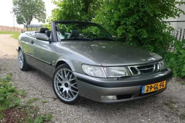 Saab 9-3 (2001) thumbnail 2