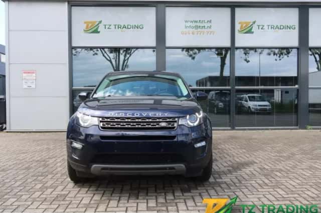 Land Rover Discovery Sport (2016) thumbnail 4