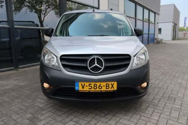 Mercedes-Benz Citan (2013) thumbnail 2