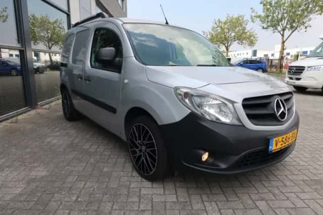 Mercedes-Benz Citan (2013) thumbnail 3