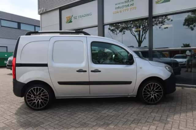 Mercedes-Benz Citan (2013) thumbnail 5