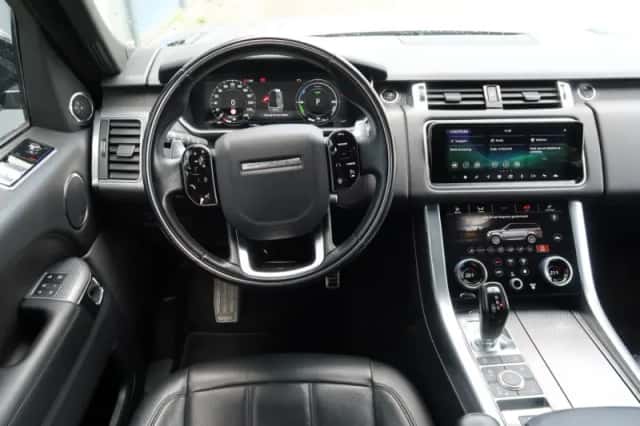 Land Rover Range Rover Sport (2022) thumbnail 4