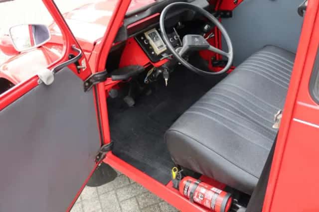 Citroën 2CV (1984) thumbnail 4