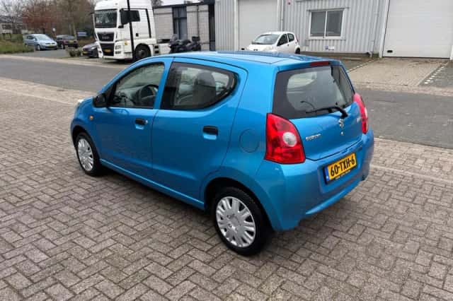 Suzuki Alto (2012) thumbnail 4
