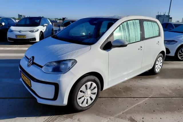 Volkswagen Up! (2024) thumbnail 1