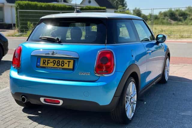 MINI Cooper (2017) thumbnail 5