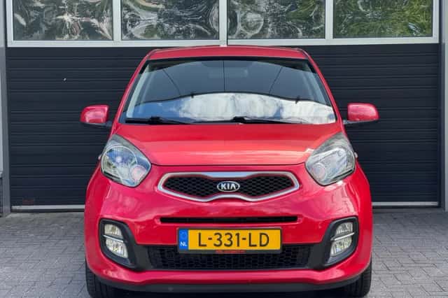 Kia Picanto (2014) thumbnail 2