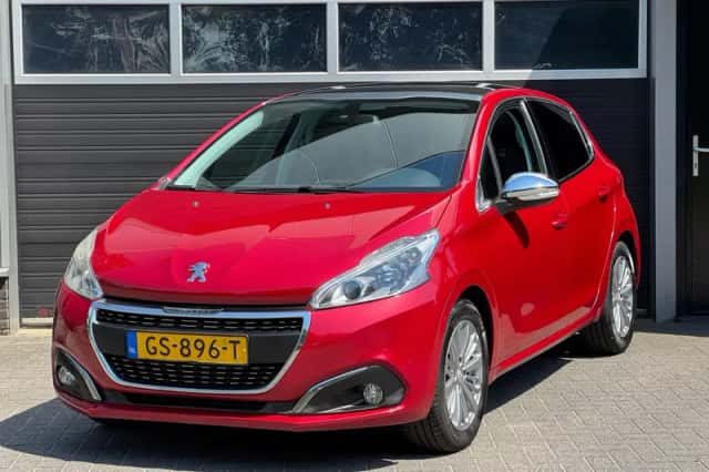 Peugeot 208 (2015) thumbnail 1
