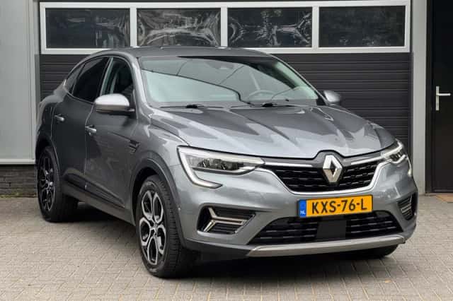 Renault Arkana (2022) thumbnail 3