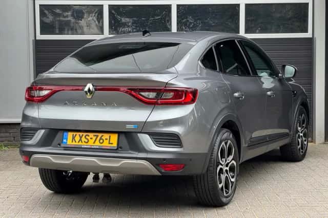 Renault Arkana (2022) thumbnail 4