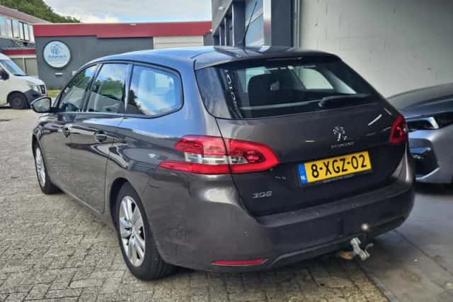 Peugeot 308 (2014) thumbnail 5
