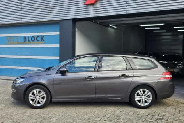 Peugeot 308 (2014) thumbnail 6