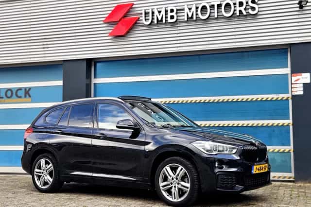 BMW X1 (2019) thumbnail 2
